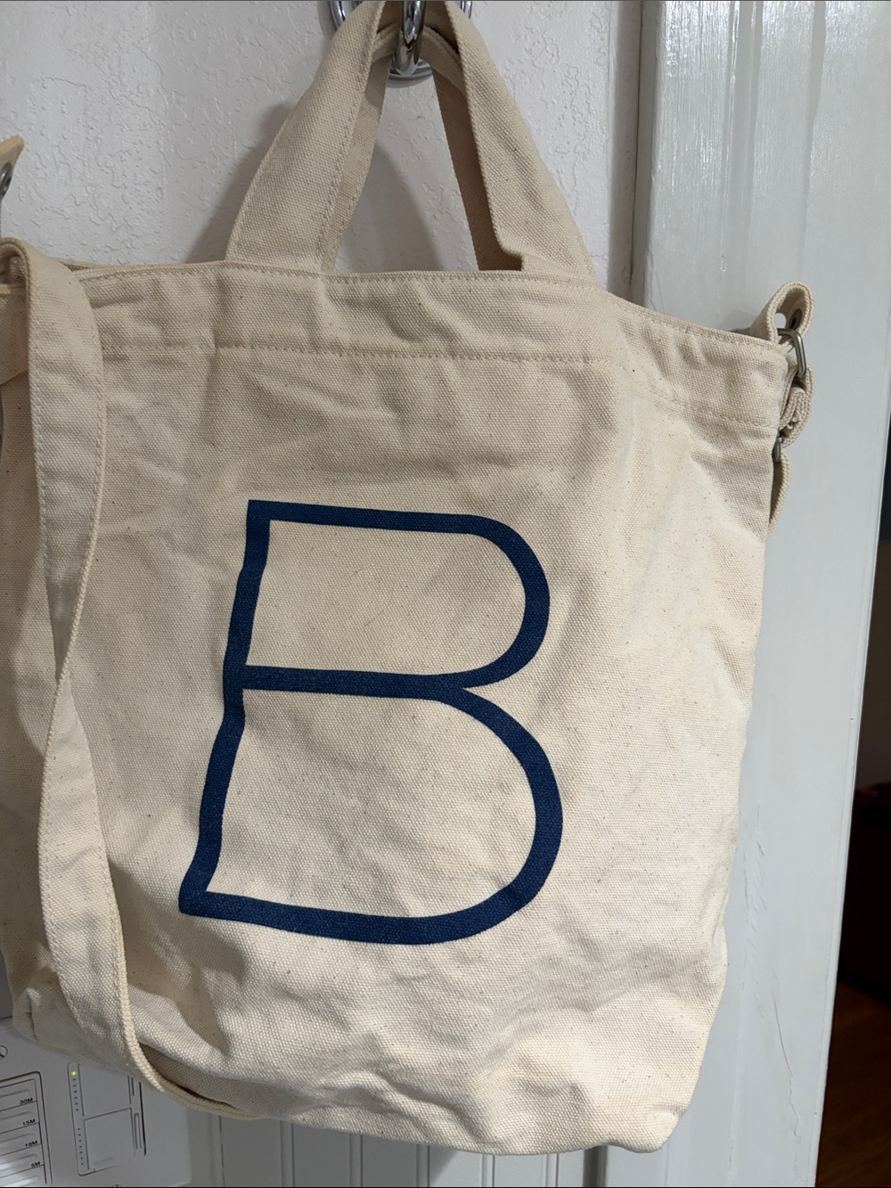 BAGGU Canvas Tote with adjustable strap